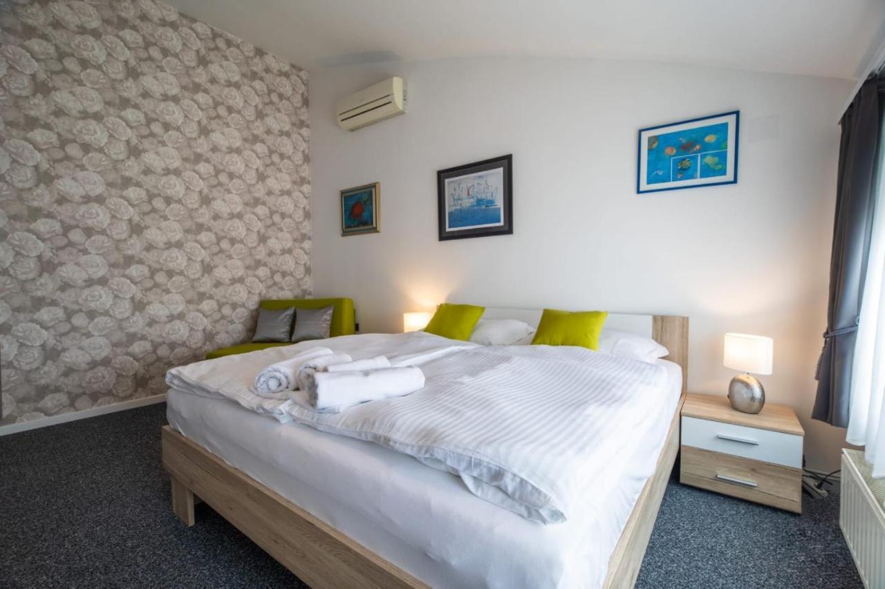 Four Roses Bed & Breakfast Zagreb Luaran gambar